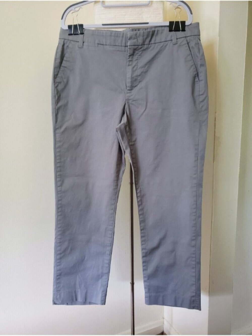 Vince Cropped Slim Fit Chino Pants - Light Gray - Size 14